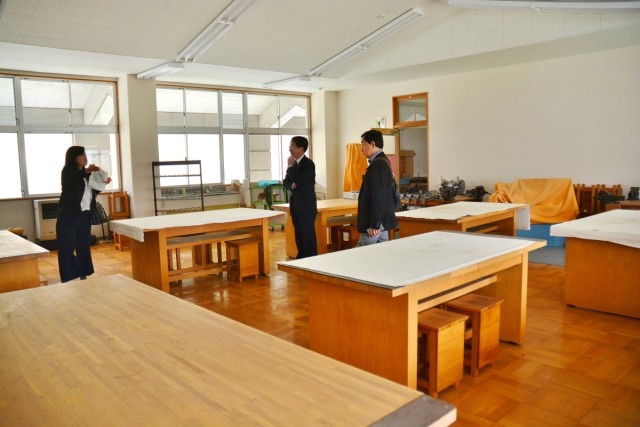 木工室に隣接する金工室は、選手のシャワールームとして改修される予定。 【写真　米村優子】