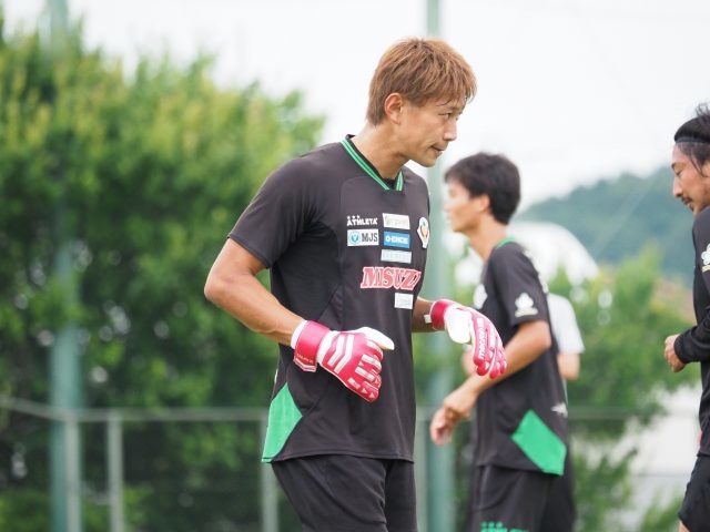 内藤圭佑は、リーグ戦のベンチを温めること13試合。