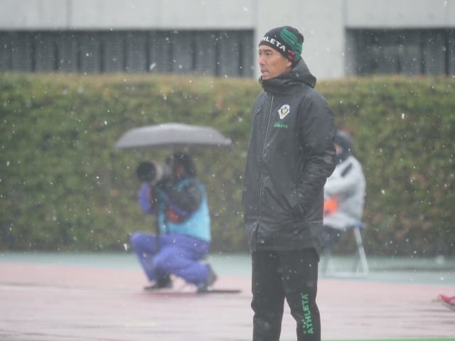 今季から日テレ・ベレーザを率いることになった永田雅人監督。