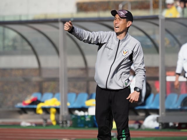 2018年、日テレ・東京ヴェルディベレーザの監督に就任して以降、全タイトルを獲得してきた永田雅人監督。まさにスーパー監督の実績だが、「タイトルを獲ったのは選手。自分ではない」との弁。