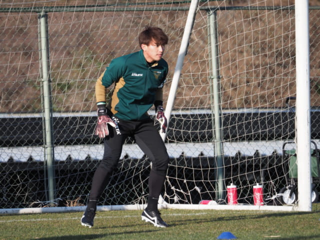 プロ2年目、佐藤久弥はJリーグデビューを目指す。