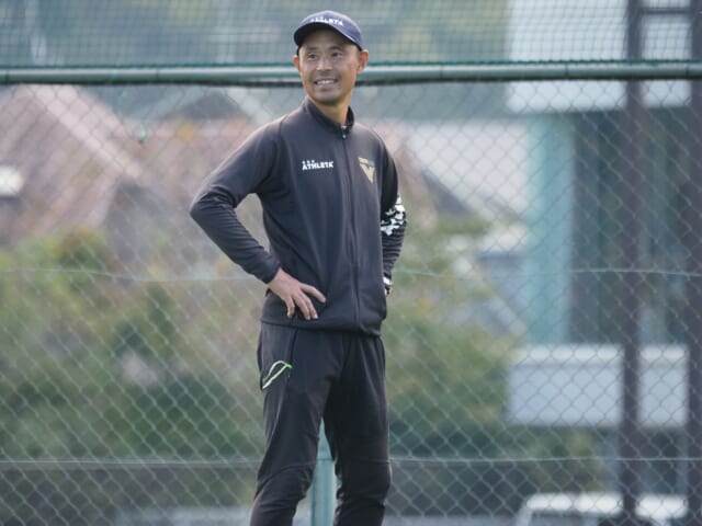 保坂信之コーチはセットプレーのアイデア出しでも貢献。