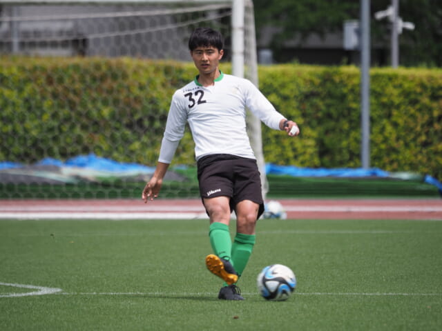 東京Vユースの川口和也（2年）はセンターバックとして先発出場。U‐16日本代表。