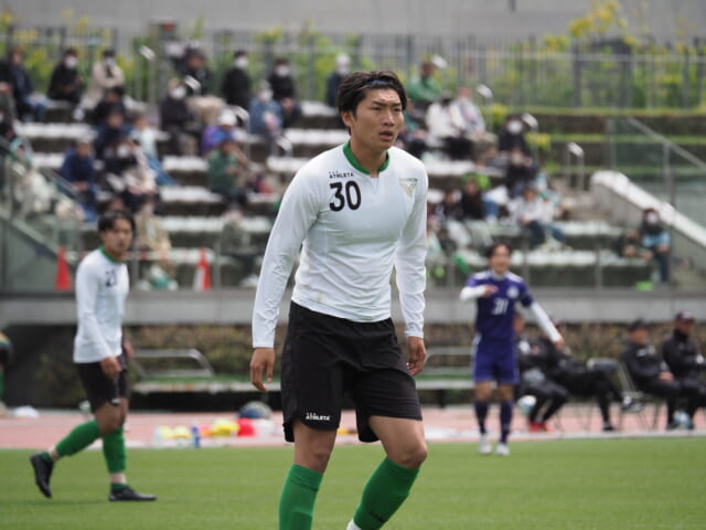 佐川洸介は左足で鮮やかなゴールを決めた。