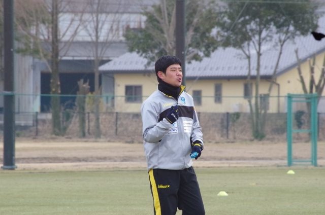 声がけをする松田正俊ヘッドコーチ。一部のタームで任されていた。
