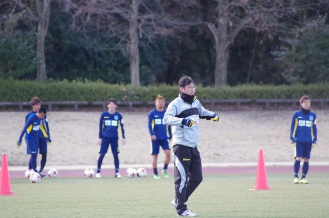 横山雄次監督は基本的なトレーニングだからこそ基本的なことを疎かにしないように選手たちに繰り返していた。